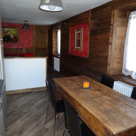 Maison D'Antan Alloggio Ad Uso Turistico Vda Charvensod N 0022 Aosta Bagian luar foto