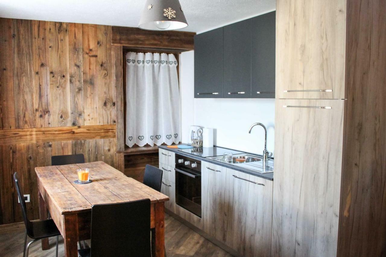 Maison D'Antan Alloggio Ad Uso Turistico Vda Charvensod N 0022 Aosta Bagian luar foto