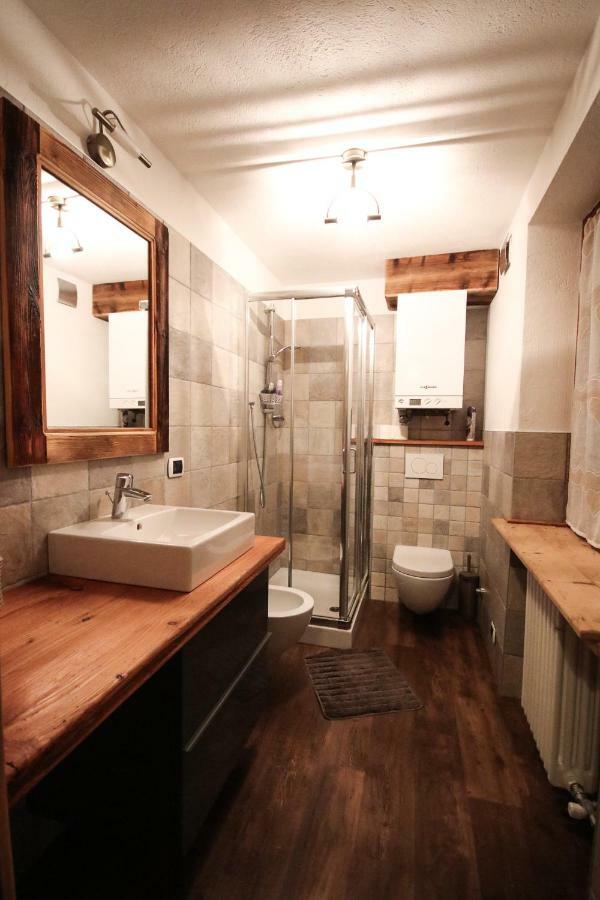 Maison D'Antan Alloggio Ad Uso Turistico Vda Charvensod N 0022 Aosta Bagian luar foto